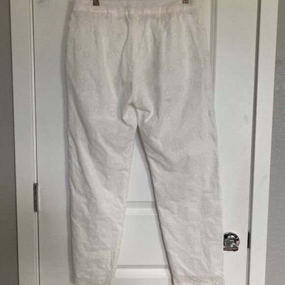 MAX MARA Studio White Eyelet Cropped Trouser Pants Sz 8 - Picture 3 of 13